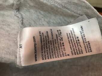 TOMMY HILFIGER originál sive damske tricko M - 7