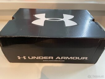 NOVE damske tenisky znacky Under Armour - 7