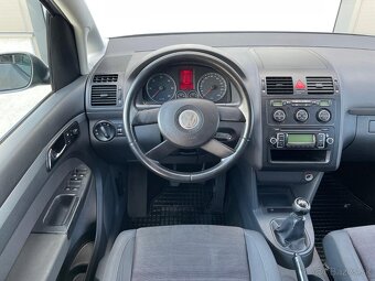 Volkswagen Touran 2.0 TDI Comfortline MT6 - 7
