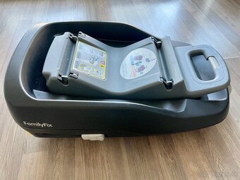 Autosedacka/vajicko s isofixom MAXI COSI - 7
