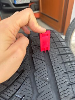Predám zimné pneumatiky 225/40 R18 92V Michelin Pilot Alpin - 7