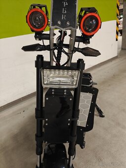 FLJ F14 72V/65Ah/12kW - 7