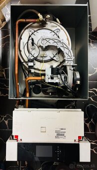 Predám kondenzačný plynový kotol Viessmann Vitodens 300-W - 7