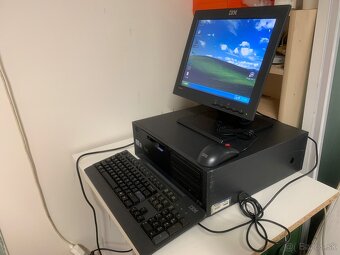 Ibm NetVista pentium 4 - 7