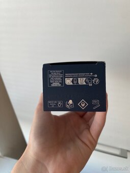 Yves Saint Laurent Y - 7