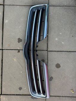 Predám nárazník Blatník Svetlo Kufor Sklo Toyota Avensis T25 - 7
