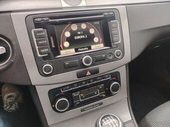 VW Passat b7 1.6Tdi variant - 7