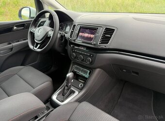 Volkswagen Sharan 2.0 TSI DSG
- 7