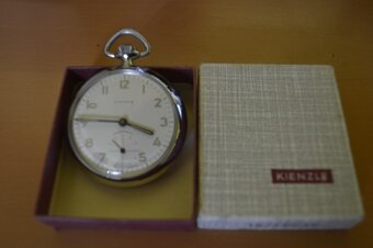 predam krasne vreckove hodinky KIENZLE - 7