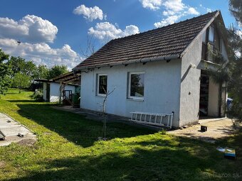 PREDAJ : Rodinný dom s bazénom - 7