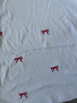 Crop top - biely s mašličkami - 7