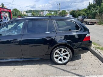 Na predaj BMW e61 530XD 196,5KW (265 koní). 315000km. - 7