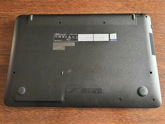 Predám notebook Asus VivoBook 15... - 7