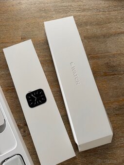 Apple Watch 6 44mm - 7