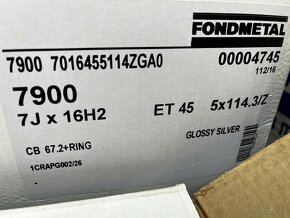 5x114,3 R16 7J ET45 Fondmetal 7900 Glossy silver - 7
