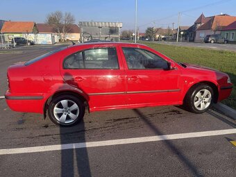 Škoda Octavia 1.6 benzin - 7