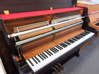 Luxusné zánovné piano dovoz celá SR - 7
