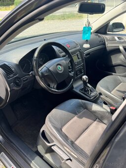 Škoda Octavia 2.0 TDI - 7