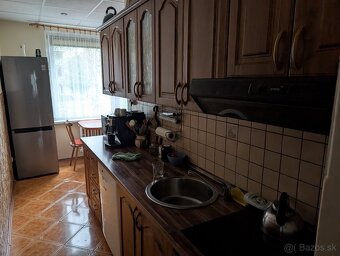 Kuchynská linka - 7