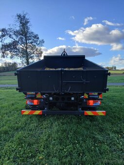 Hákový  nosič kontejnerů - 7