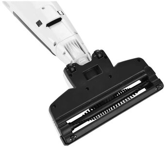 zachovalý bezšnúrový nabíjateľný vysávač ETA - 7