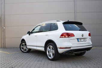 Volkswagen Touareg 4x4, Regulace tuhosti a výšky podvozku - 7