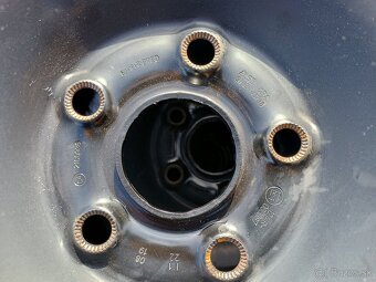 Sada kolies Škoda Octavia 2, plechové disky +pneu 205/55 R15 - 7