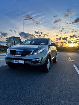 Kia Sportage 2.0 CRDi AWD - 7