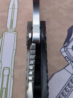 Strider SMF Black G10 DGG Bowie - 7