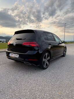 VW Golf 7 1,5 tsi R-line, automat, virtual,webasto, dynaudio - 7