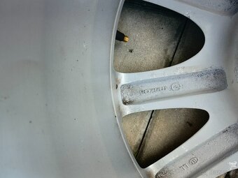 Mazda 5x114,3 r17 - 7