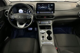 Hyundai Kona 2022 electric 64kWh, 3f/TČ,SoH 100% záruka, DPH - 7