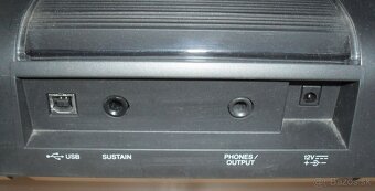 Yamaha PSR E423 - 7