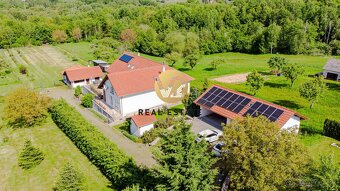 Na PREDAJ jedinečný rodinný dom 438m2 s veľkolepým pozemkom  - 7