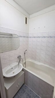 Prenajmem dvojizbový byt na sídlisku Tarča SNV - 7