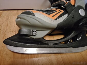 Zimné ľadové korčule nastavitelné číslo 34-36 B-SQUARE- 30 € - 7