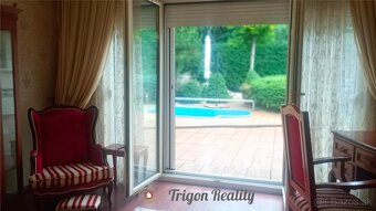 Rodinný dom s netradičným interiérom - KOMÁRNO - 7