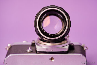 Nikon Nikomat. Nikkor 1:1.4f/50mm - 7