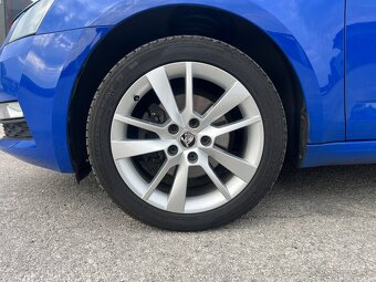 PREDÁM ŠKODA OCTAVIA COMBI 2.0TDi 110kW automat dovoz DE - 7