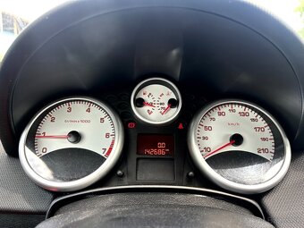 Peugeot 207 1.4 Benzín 16V Active / 142 686 km/ Klimatizácia - 7