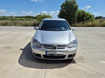 Predám Volkswagen Golf 5 1.9 TDI 77kw r.v.2006 M6 - 7