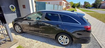 KIA Cee’d Sporty Wagon 1.6 CRDi 136k First Edition A/T - 7