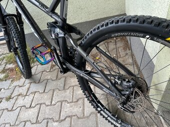 Predám celoodpružený bicykel TREK Slash 8 - 7