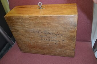 predam - krasna starozitna drevena skrinka - 7