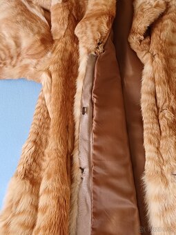 Dámsky kožuch z kórejského psa - 7