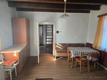 3-izbová chalupa so záhradou a vedľajšou budovou v Hrašnom - 7