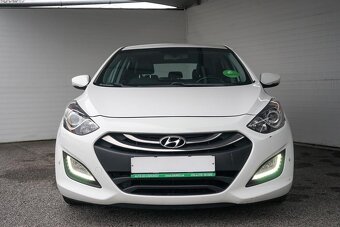 11- Hyundai, i30, 2014, benzín, 1.6i, 99kw - 7