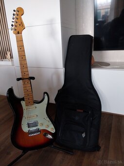 Fender Stratocaster - 7