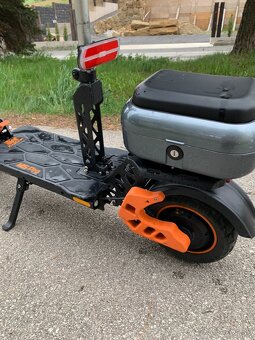 Elektrická kolobežka KuKirin M5 PRO - 7