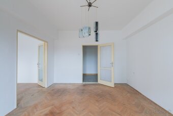 Znížená cena - 3 Ibový byt v lukratívnej lokalite - 7